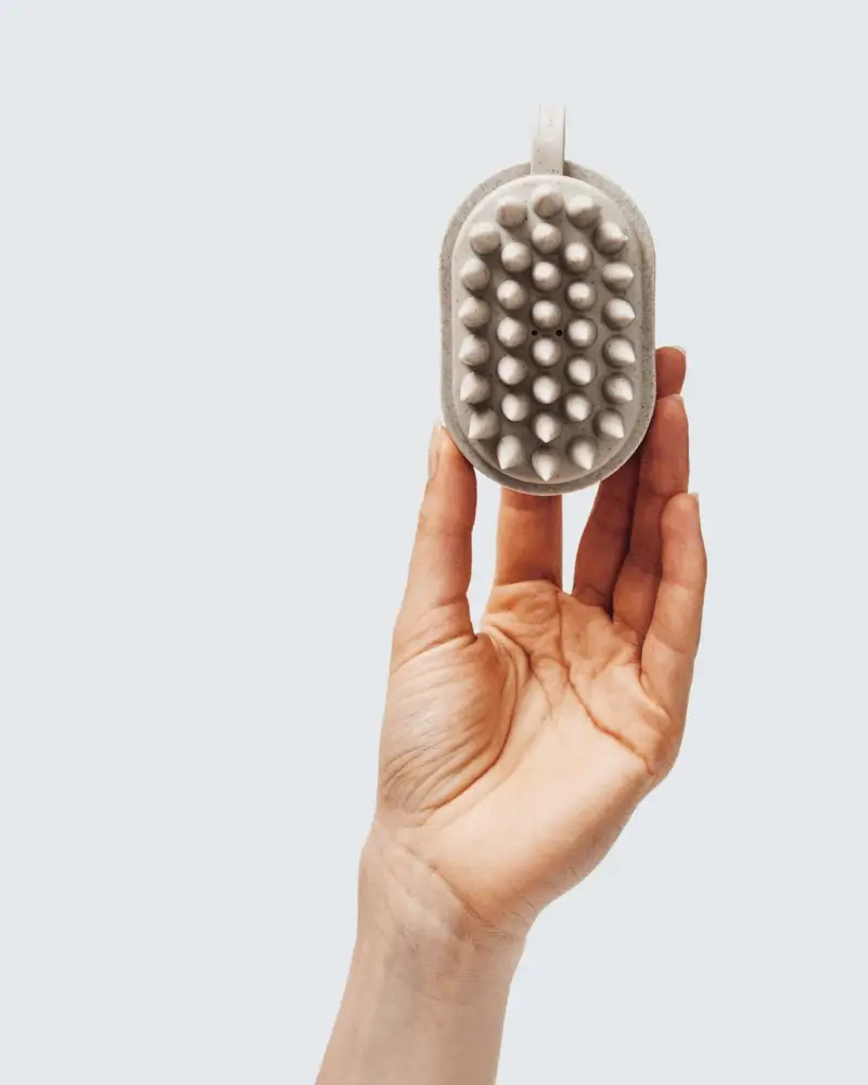 In-Shower Shampoo Brush, Wit - Image 3
