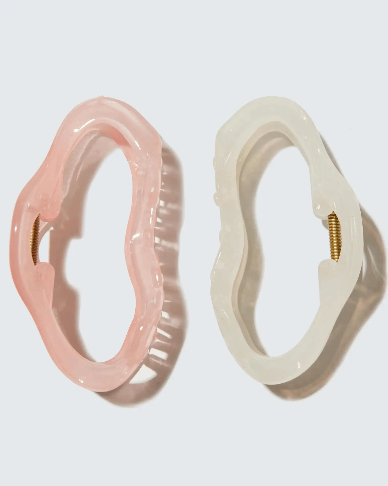 Large Claw Hair Clips, Cloud, 2-Pack, Peach/Ivoor - Image 5